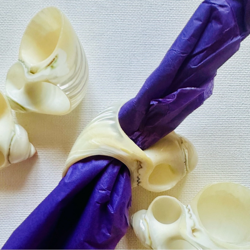 Elegant Shell Napkin Rings (6 shells) - Picture 4 of 7